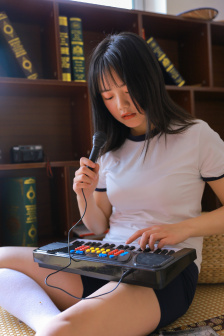 中文无码一边做一边出水